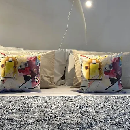 דירה Loft Degli Artisti - Station בארי